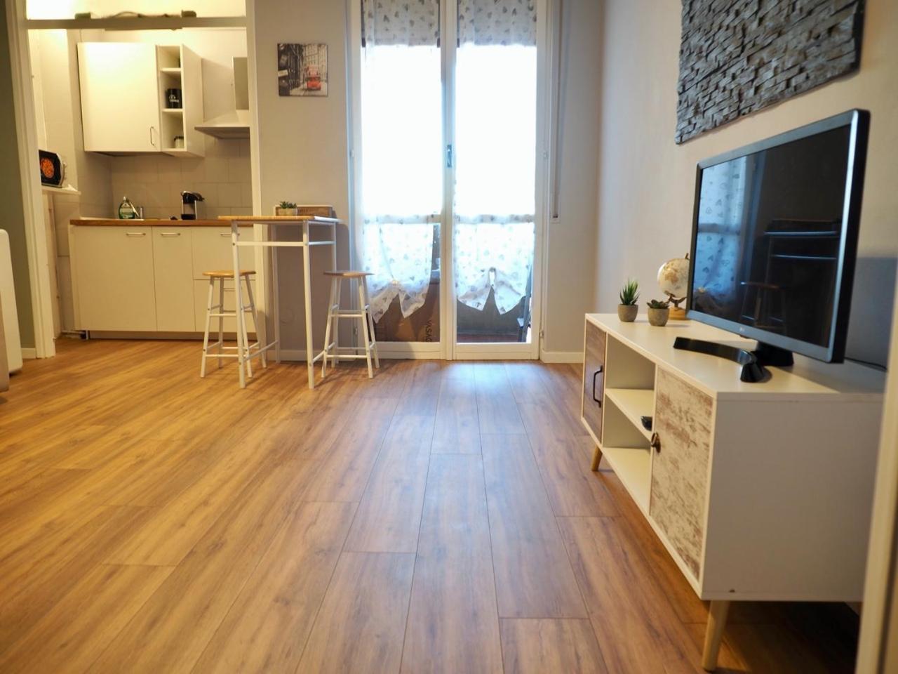 Leo'S Home Sesto San Giovanni Esterno foto